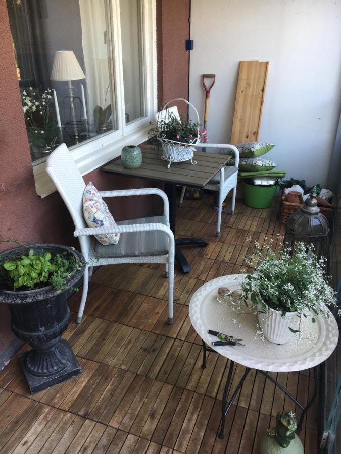 Farsta Bed&Breakfast Stockholm Exterior foto