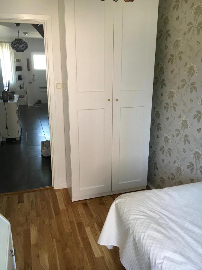 Farsta Bed&Breakfast Stockholm Exterior foto